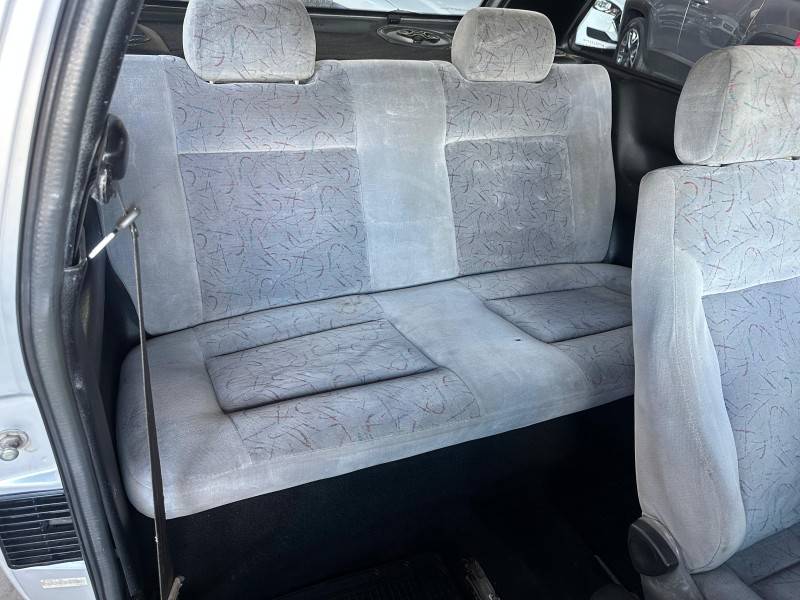 VOLKSWAGEN - GOL - 1996/1997 - Prata - R$ 18.000,00