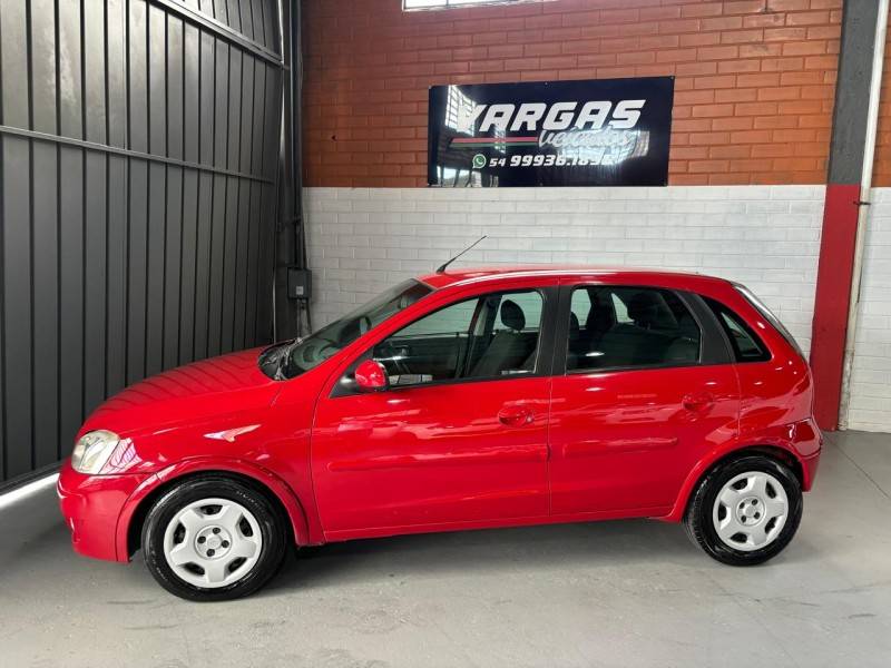 CHEVROLET - CORSA - 2009/2009 - Vermelha - R$ 29.900,00