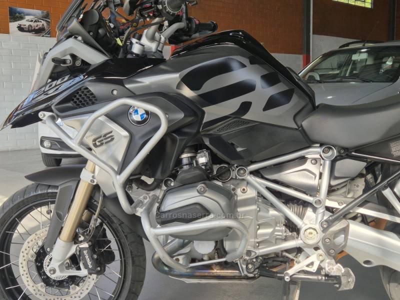 BMW - R 1200 - 2017/2017 - Prata - R$ 67.000,00