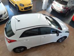 HYUNDAI - HB20 - 2015/2015 - Branca - R$ 52.000,00