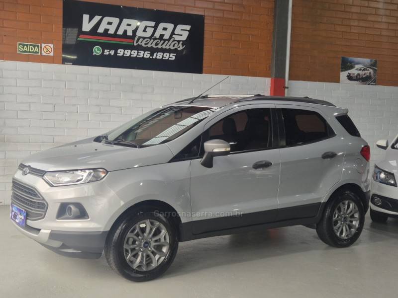 FORD - ECOSPORT - 2012/2013 - Prata - R$ 57.000,00