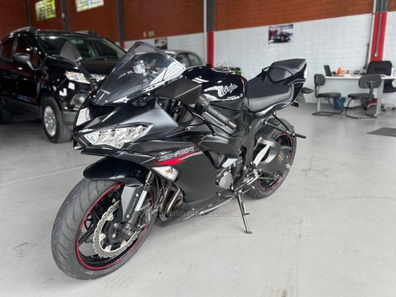 KAWASAKI - NINJA ZX-6R 636 - 2020/2020 - Preta - R$ 60.000,00