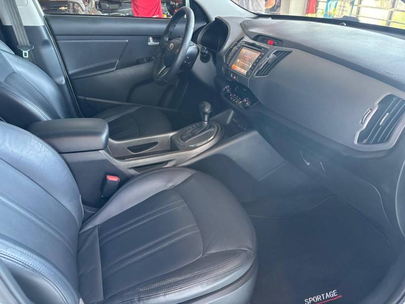 KIA MOTORS - SPORTAGE - 2014/2015 - Branca - R$ 86.000,00
