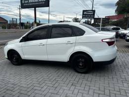 FIAT - GRAND SIENA - 2018/2018 - Branca - R$ 37.000,00