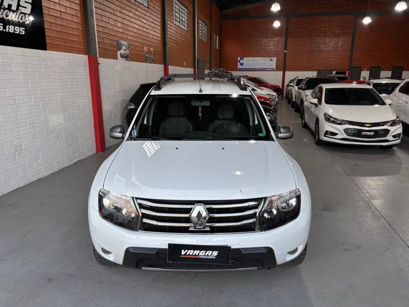 RENAULT - DUSTER - 2015/2015 - Branca - R$ 56.000,00
