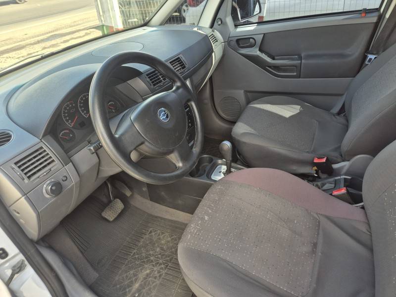CHEVROLET - MERIVA - 2009/2010 - Branca - R$ 22.000,00