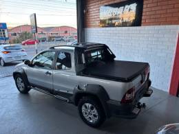FIAT - STRADA - 2010/2011 - Prata - R$ 58.000,00