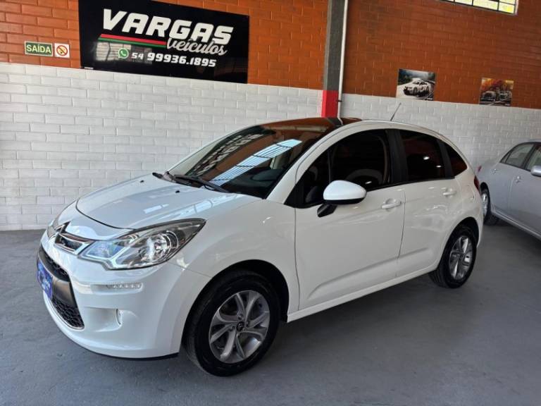 CITROËN - C3 - 2014/2014 - Branca - R$ 41.000,00