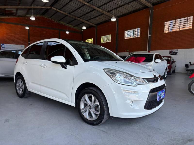 CITROËN - C3 - 2014/2014 - Branca - R$ 41.000,00