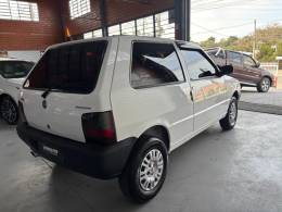 FIAT - UNO - 2012/2013 - Branca - R$ 26.000,00