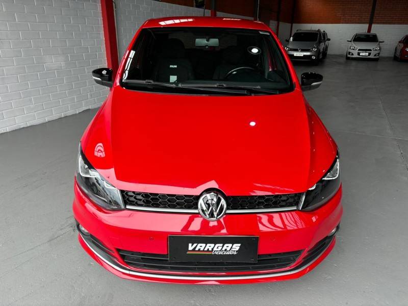 VOLKSWAGEN - FOX - 2017/2017 - Vermelha - R$ 56.900,00