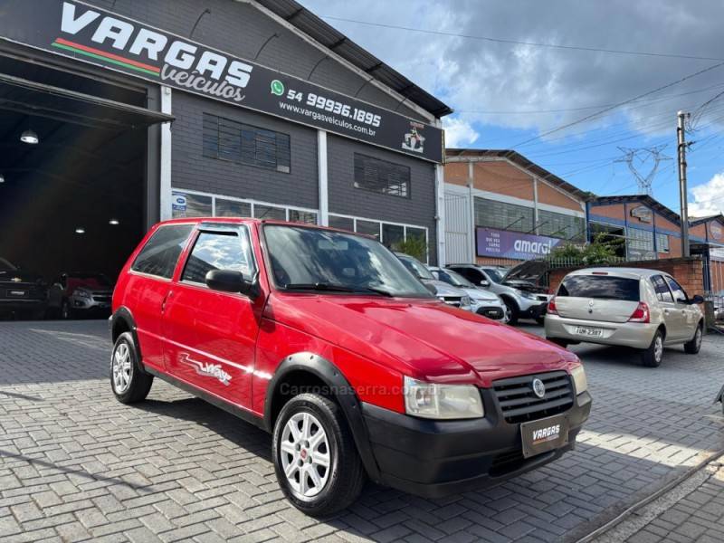 FIAT - UNO - 2007/2007 - Vermelha - R$ 18.000,00