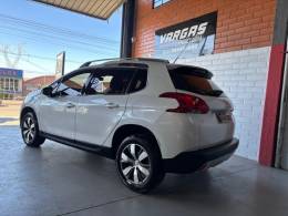 PEUGEOT - 2008 - 2015/2016 - Branca - R$ 57.000,00