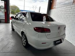 FIAT - SIENA - 2014/2015 - Branca - R$ 37.000,00