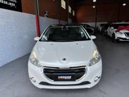 PEUGEOT - 208 - 2015/2016 - Branca - R$ 54.000,00