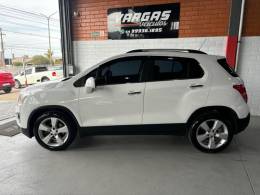 CHEVROLET - TRACKER - 2013/2014 - Branca - R$ 73.000,00