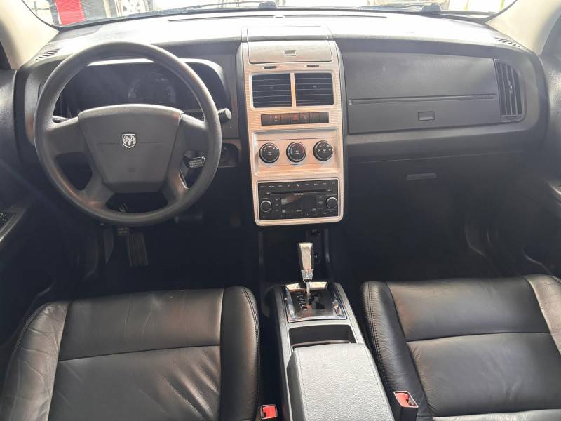 DODGE - JOURNEY - 2010/2010 - Prata - R$ 44.000,00