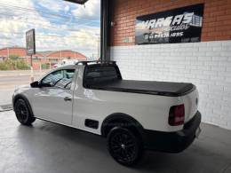 VOLKSWAGEN - SAVEIRO - 2021/2021 - Branca - R$ 62.000,00