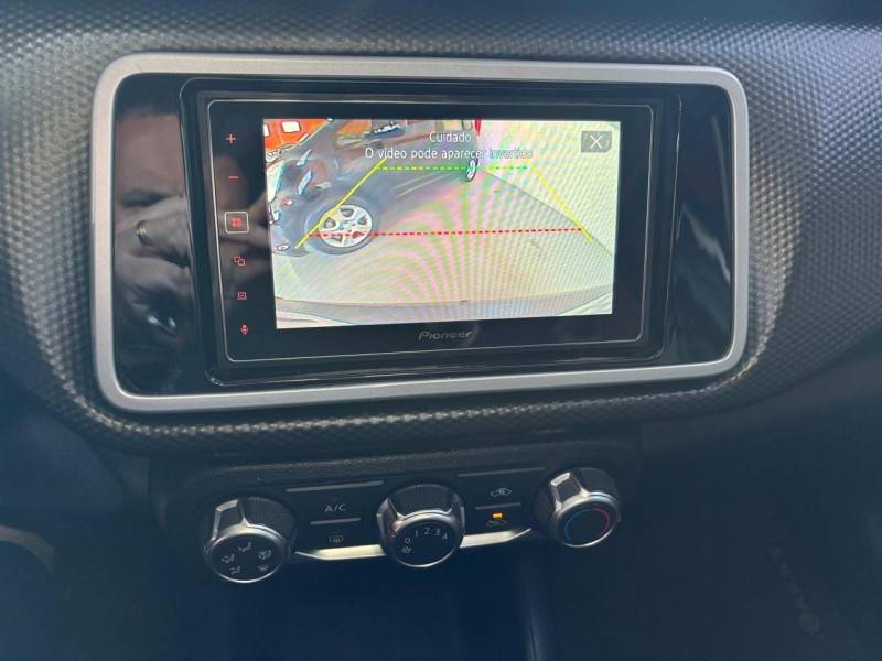 NISSAN - KICKS - 2018/2018 - Branca - R$ 83.000,00