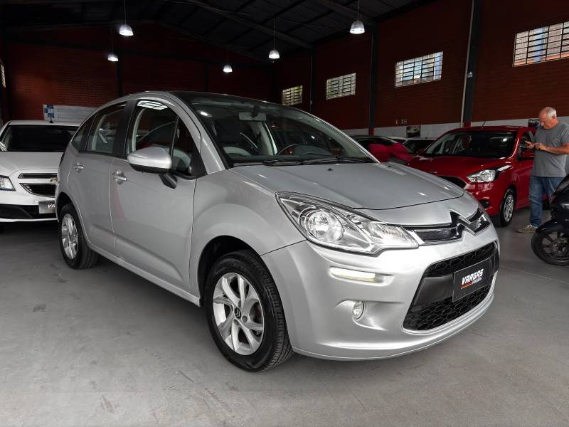 CITROËN - C3 - 2016/2017 - Prata - R$ 53.000,00