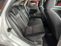 FORD - FOCUS - 2011/2012 - Prata - R$ 42.000,00
