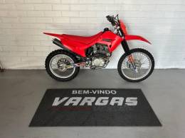 HONDA - CRF 230F - 2016/2016 - Vermelha - R$ 16.900,00