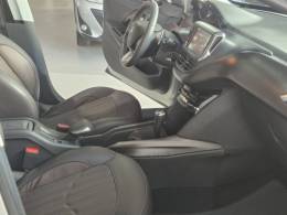 PEUGEOT - 2008 - 2016/2016 - Prata - R$ 56.000,00