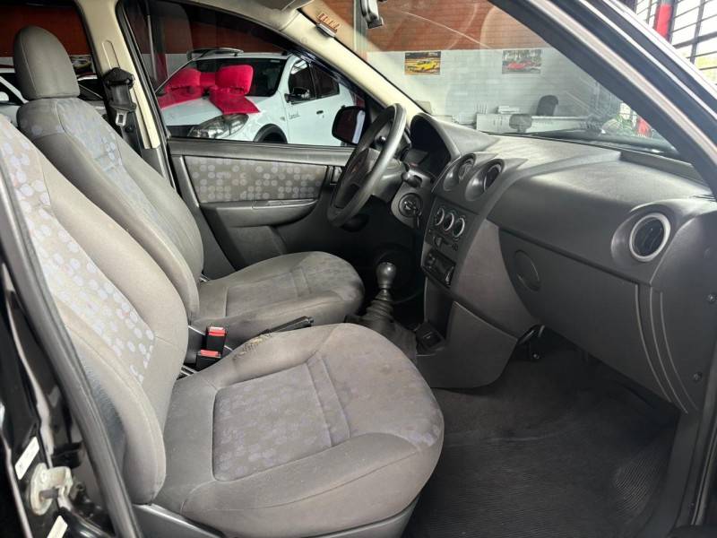 CHEVROLET - PRISMA - 2009/2009 - Preta - R$ 29.900,00