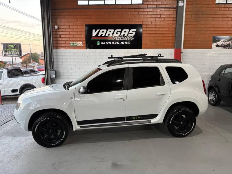 RENAULT - DUSTER - 2015/2015 - Branca - R$ 56.000,00