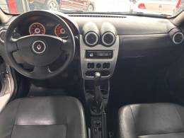 RENAULT - SANDERO - 2011/2011 - Prata - R$ 36.000,00