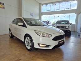 FORD - FOCUS - 2015/2016 - Branca - R$ 60.000,00