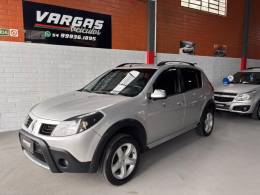 RENAULT - SANDERO - 2011/2011 - Prata - R$ 36.000,00