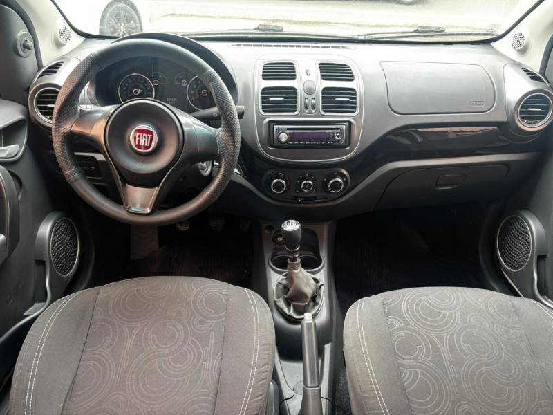 FIAT - GRAND SIENA - 2018/2018 - Branca - R$ 37.000,00