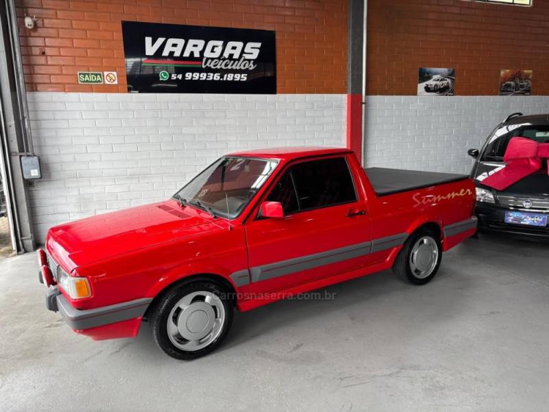 VOLKSWAGEN - SAVEIRO - 1993/1994 - Vermelha - R$ 35.000,00