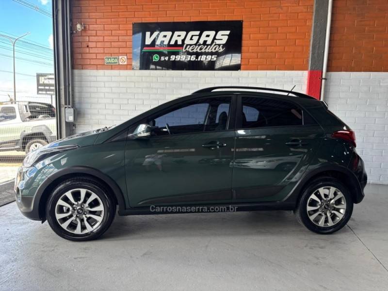 HYUNDAI - HB20X - 2015/2016 - Verde - R$ 63.000,00