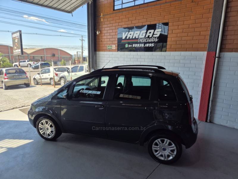 FIAT - IDEA - 2007/2007 - Cinza - R$ 26.000,00