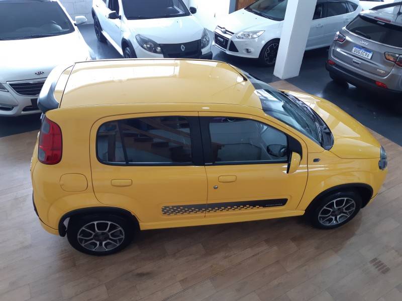 FIAT - UNO - 2012/2013 - Amarela - R$ 40.000,00