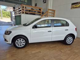 VOLKSWAGEN - GOL - 2013/2014 - Branca - R$ 40.000,00