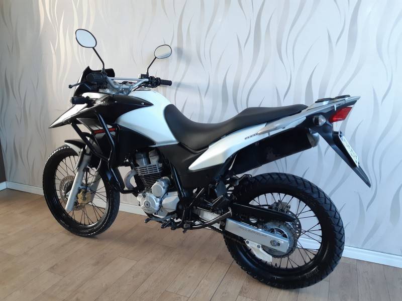 HONDA - XRE 300 - 2014/2015 - Branca - R$ 20.000,00