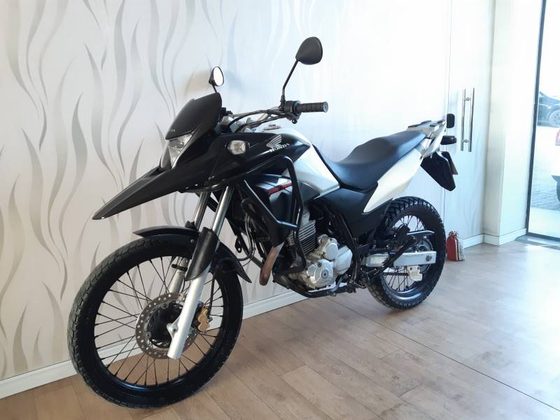 HONDA - XRE 300 - 2014/2015 - Branca - R$ 20.000,00