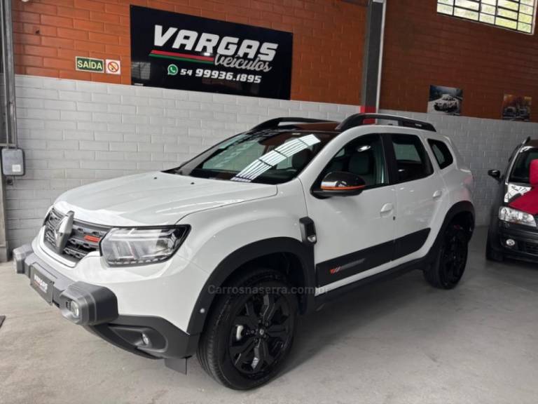 RENAULT - DUSTER - 2025/2026 - Branca - R$ 128.000,00