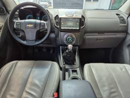 CHEVROLET - S10 - 2014/2014 - Prata - R$ 96.000,00