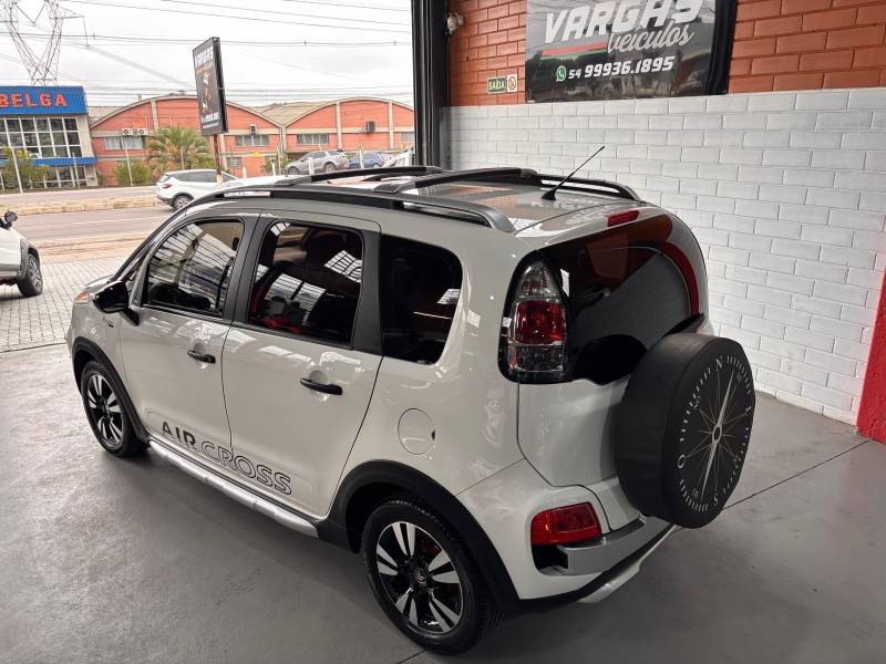 CITROËN - AIRCROSS - 2014/2014 - Branca - R$ 42.000,00