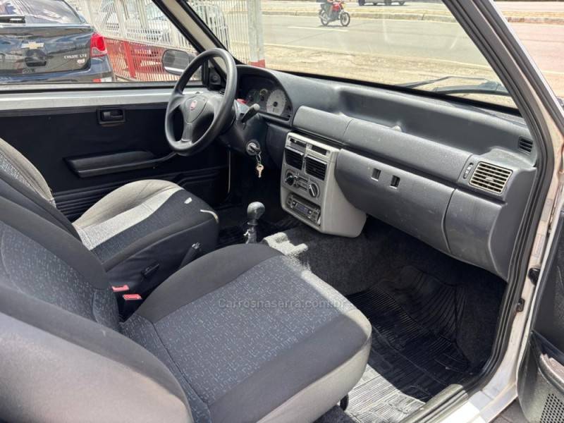 FIAT - UNO - 2008/2009 - Branca - R$ 20.000,00