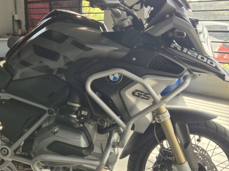 BMW - R 1200 - 2017/2017 - Prata - R$ 67.000,00