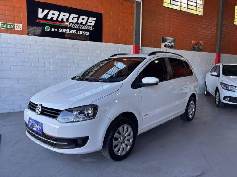 VOLKSWAGEN - SPACEFOX - 2014/2014 - Branca - R$ 44.000,00