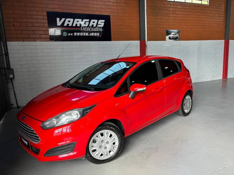 FORD - FIESTA - 2017/2017 - Vermelha - R$ 53.900,00