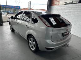 FORD - FOCUS - 2011/2012 - Prata - R$ 42.000,00