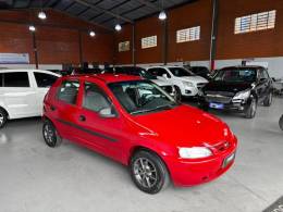 CHEVROLET - CELTA - 2003/2004 - Vermelha - R$ 18.000,00