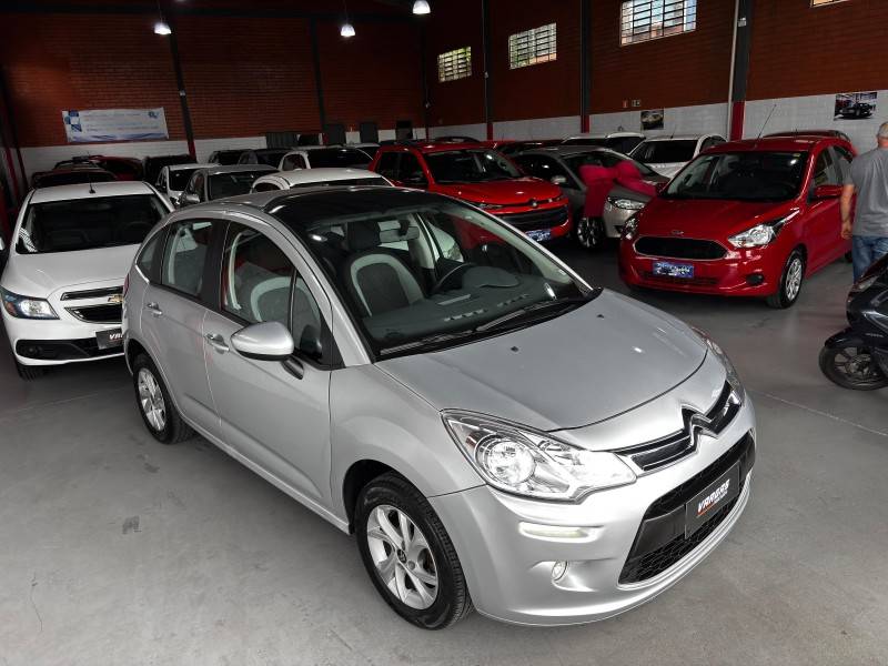 CITROËN - C3 - 2016/2017 - Prata - R$ 53.000,00